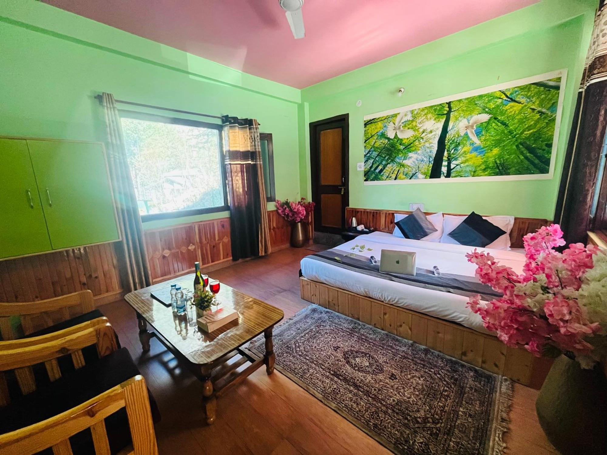 Hotel Brownie River View Kasol Exterior photo