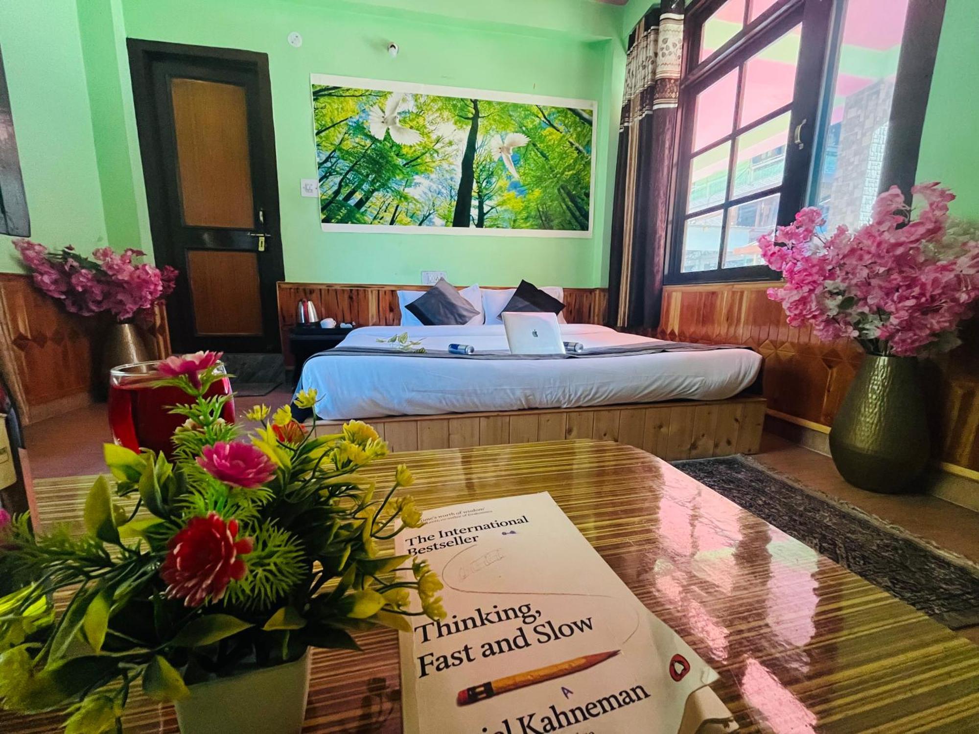 Hotel Brownie River View Kasol Exterior photo