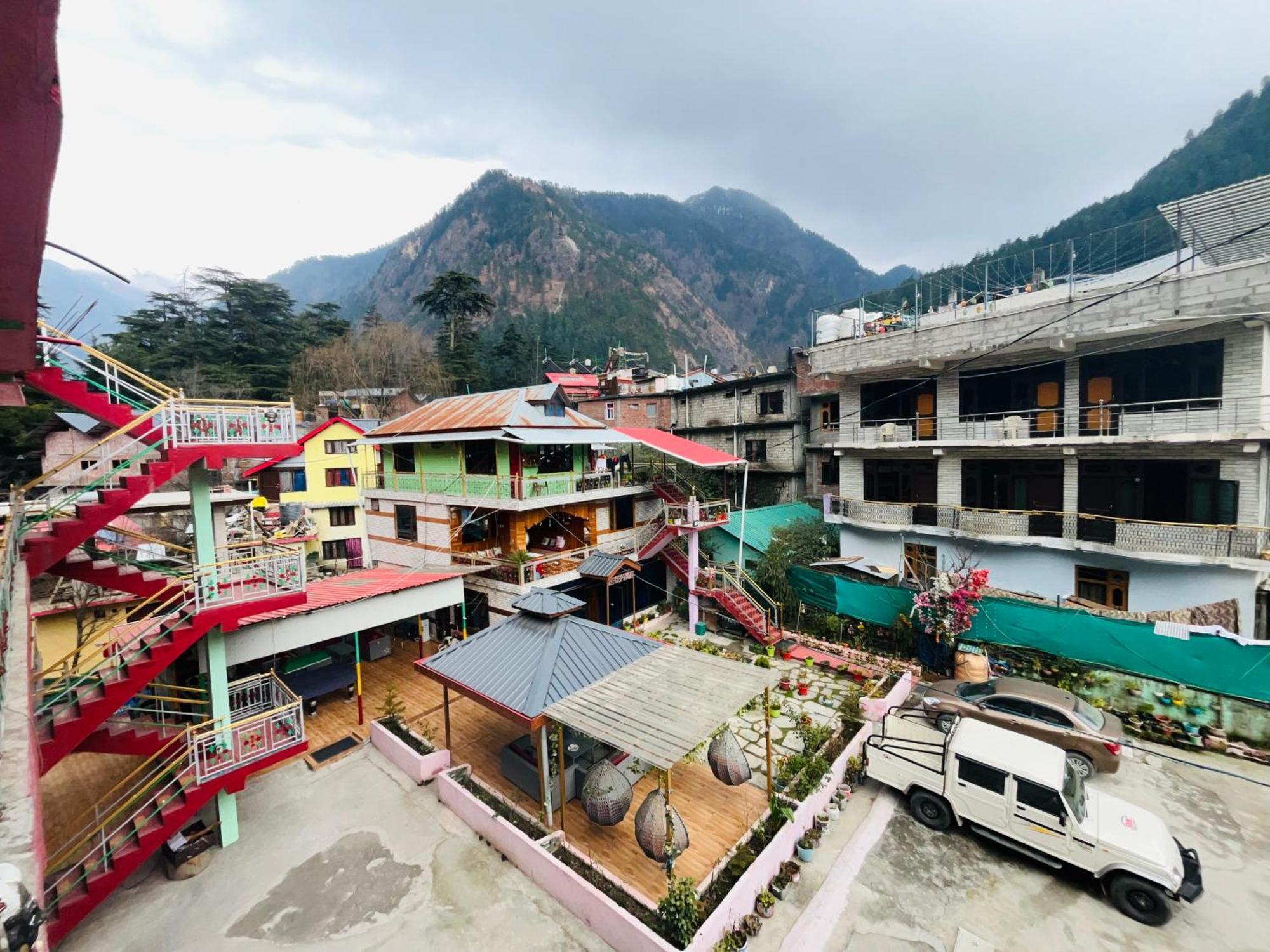 Hotel Brownie River View Kasol Exterior photo