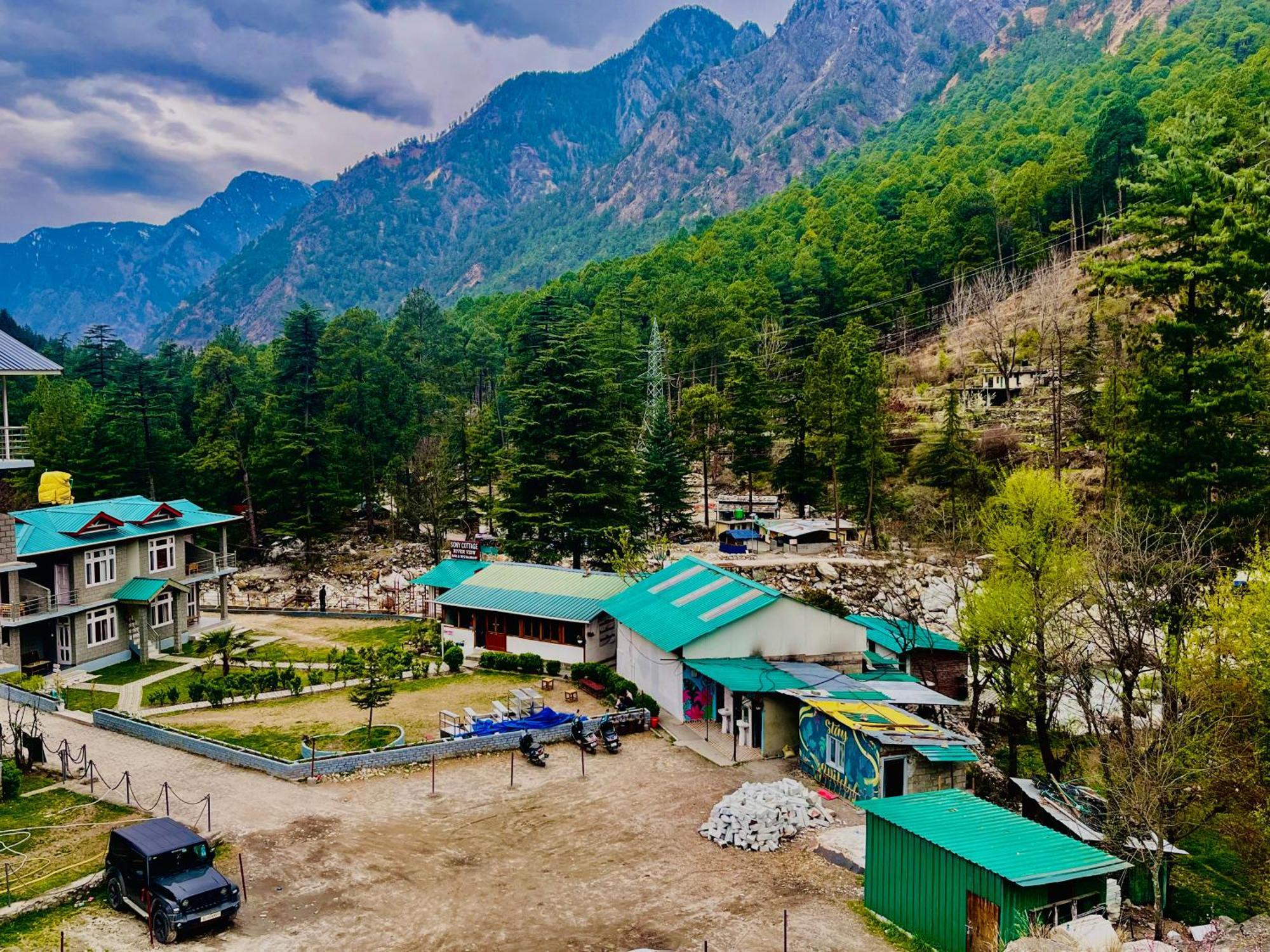 Hotel Brownie River View Kasol Exterior photo