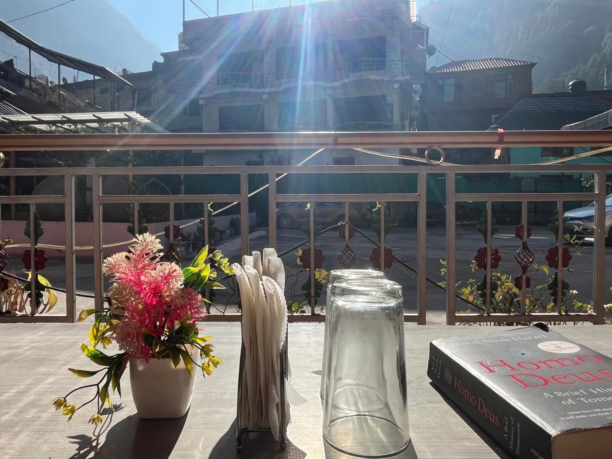 Hotel Brownie River View Kasol Exterior photo