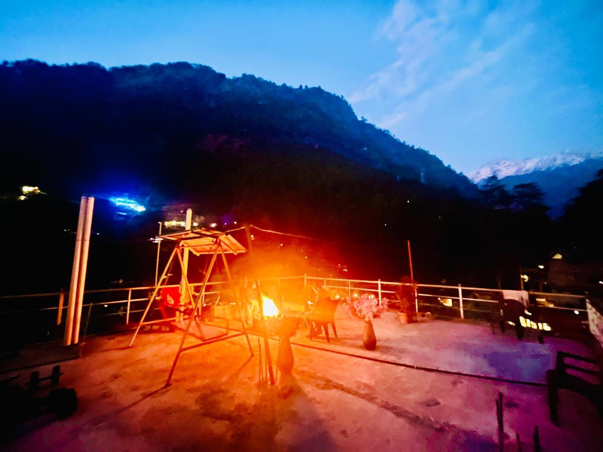 Hotel Brownie River View Kasol Exterior photo