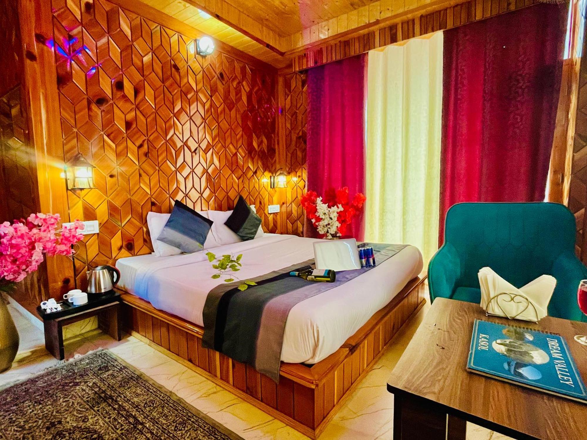 Hotel Brownie River View Kasol Exterior photo
