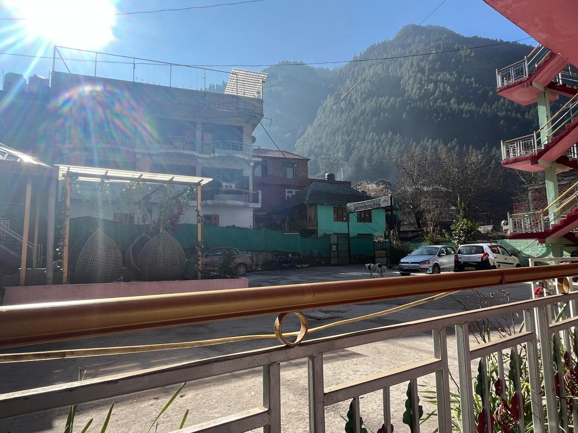 Hotel Brownie River View Kasol Exterior photo