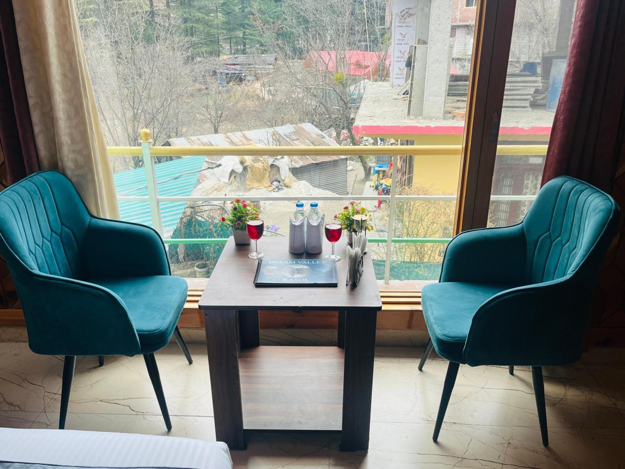 Hotel Brownie River View Kasol Exterior photo