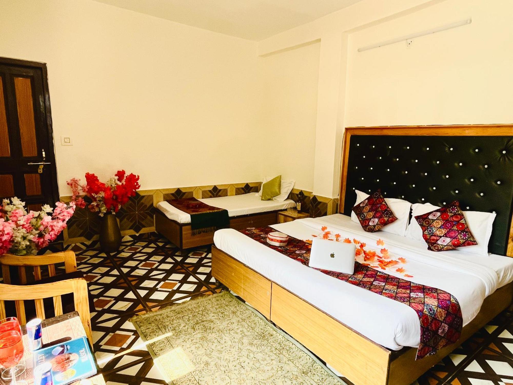Hotel Brownie River View Kasol Exterior photo