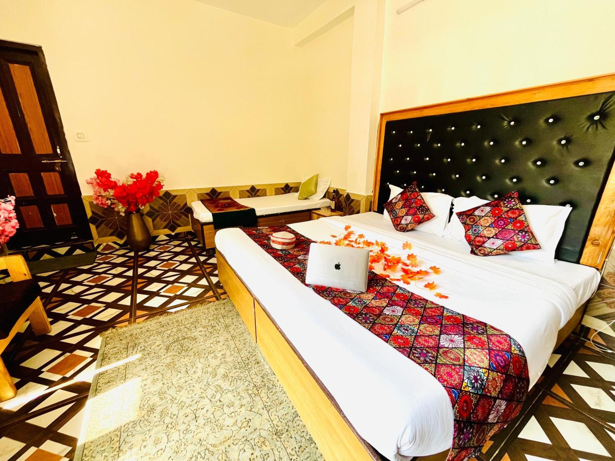 Hotel Brownie River View Kasol Exterior photo