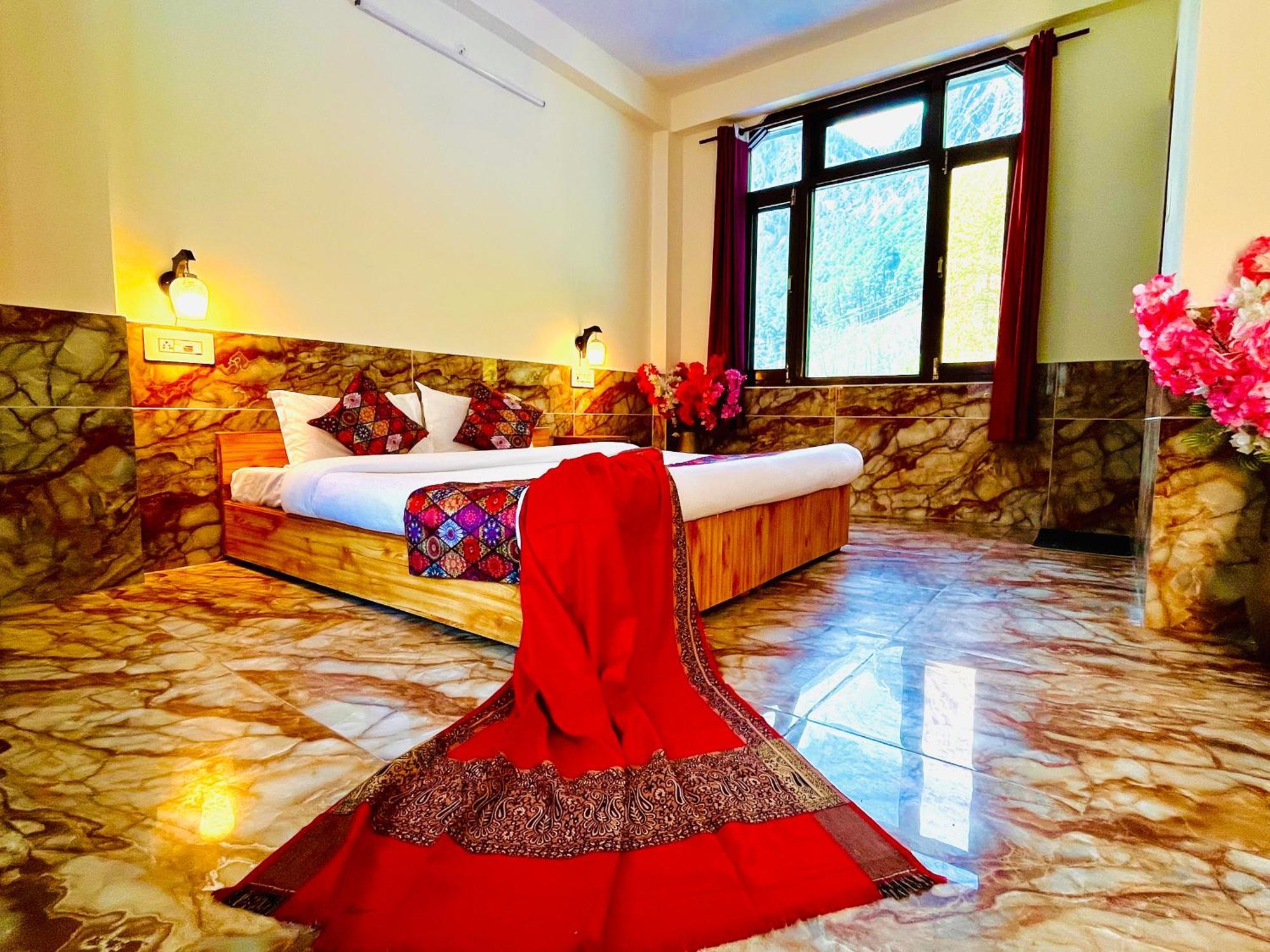 Hotel Brownie River View Kasol Exterior photo