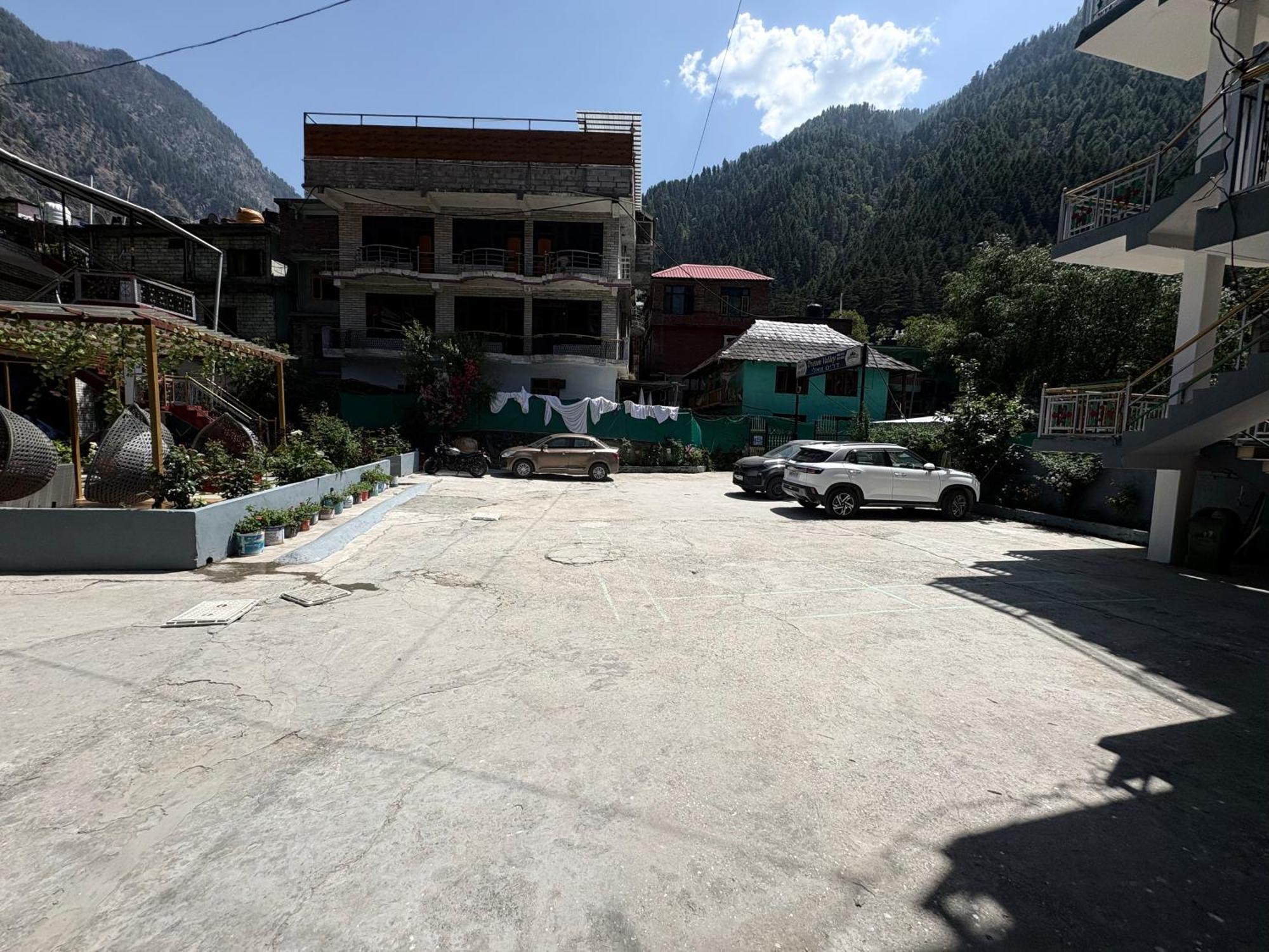 Hotel Brownie River View Kasol Exterior photo