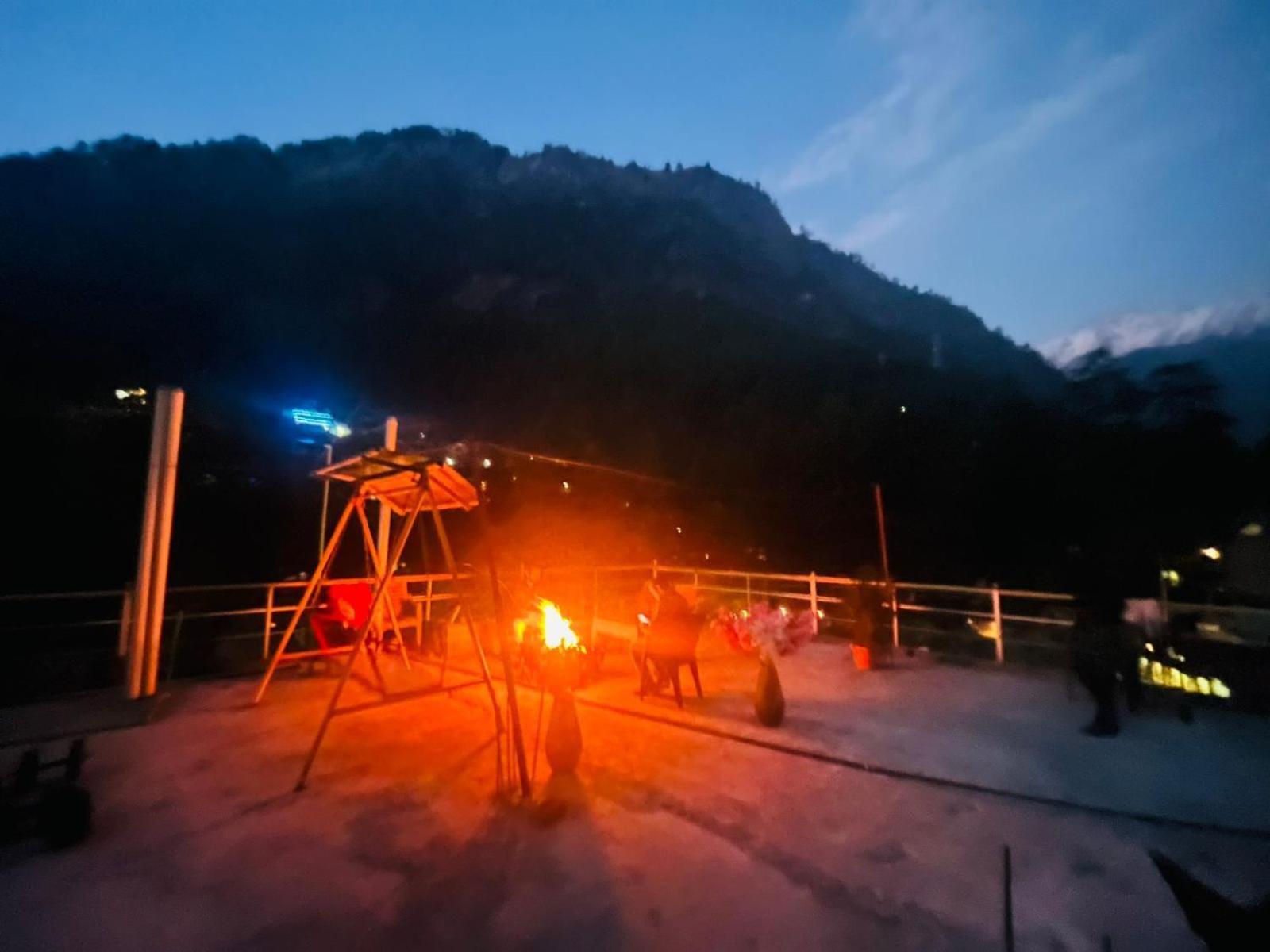 Hotel Brownie River View Kasol Exterior photo