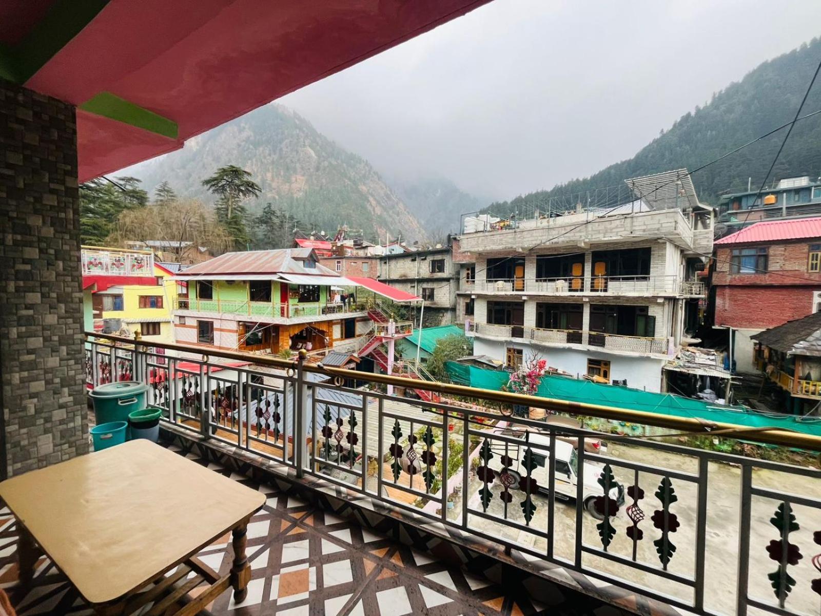 Hotel Brownie River View Kasol Exterior photo